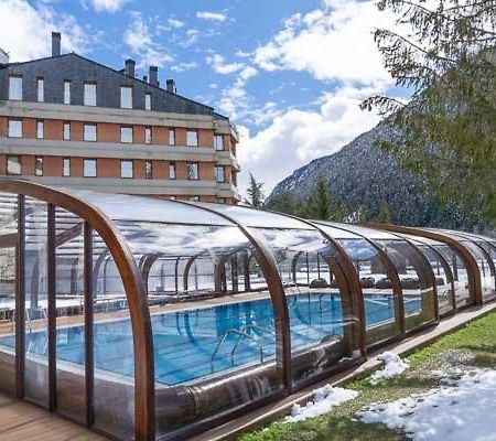 Hotel Montarto Baqueira Beret Kültér fotó