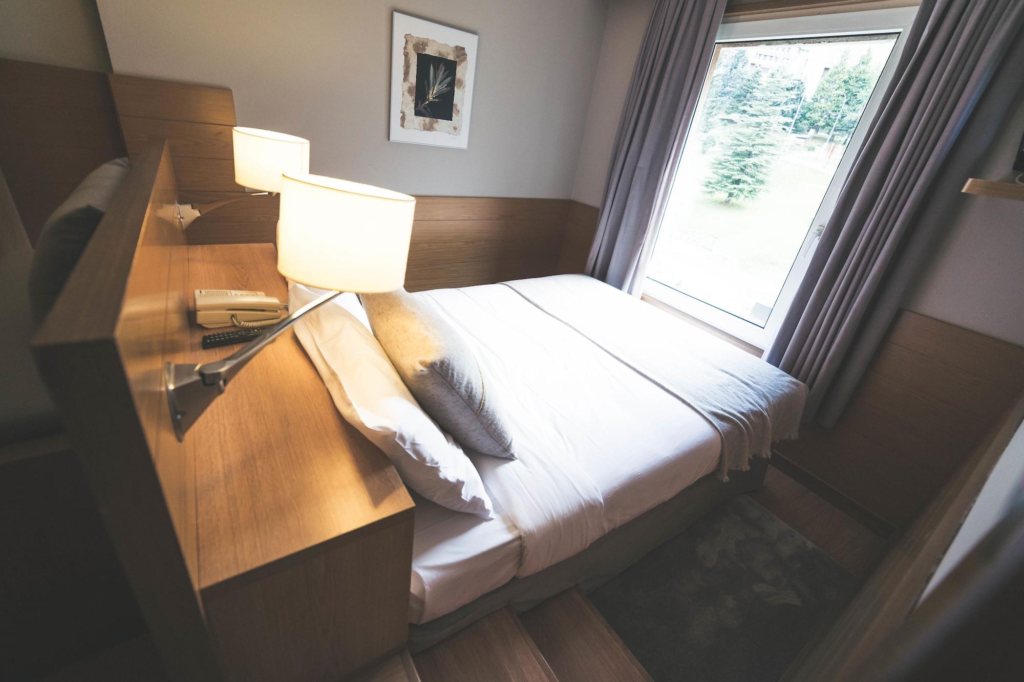Hotel Montarto Baqueira Beret Kültér fotó