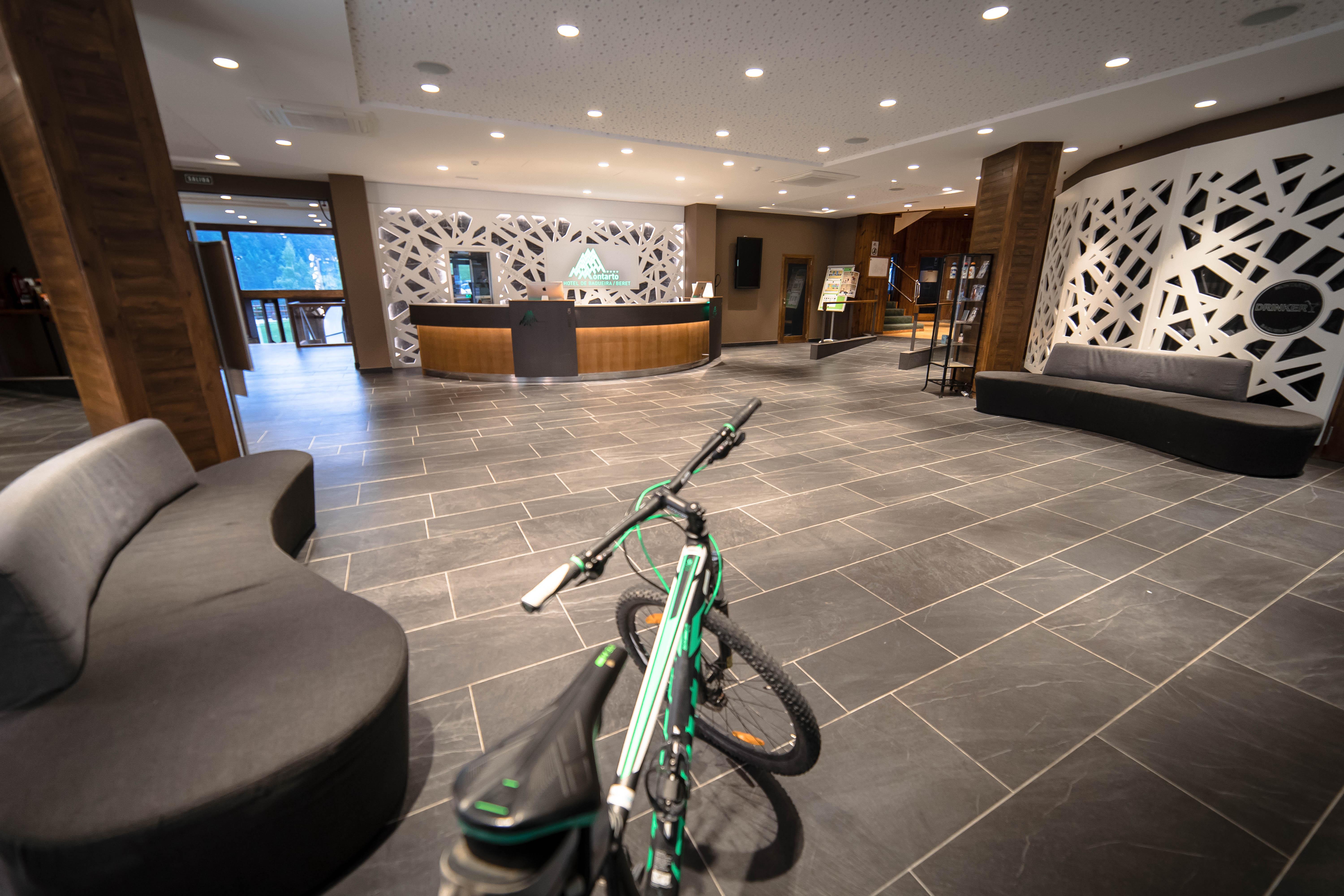 Hotel Montarto Baqueira Beret Kültér fotó