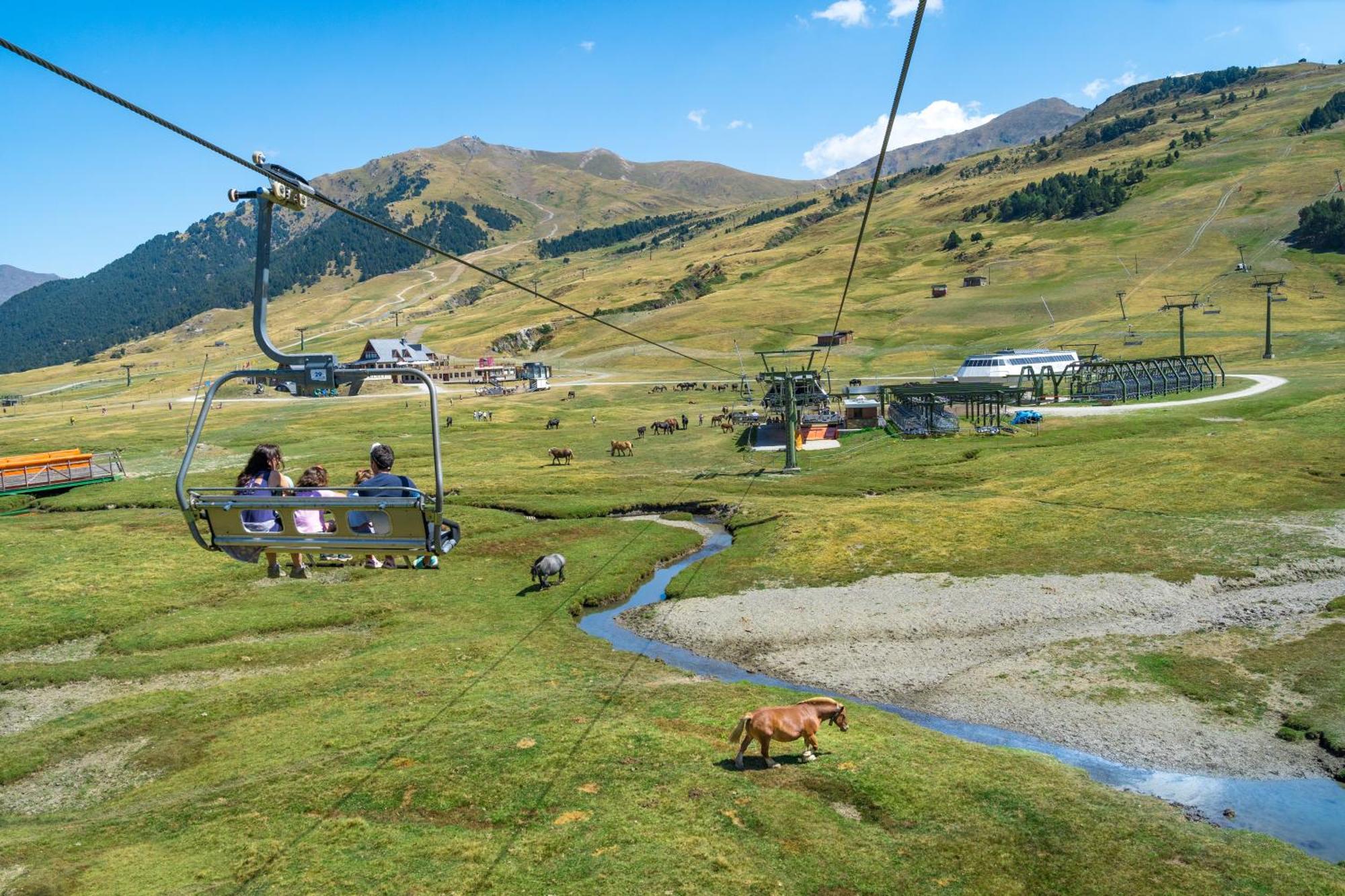 Hotel Montarto Baqueira Beret Kültér fotó