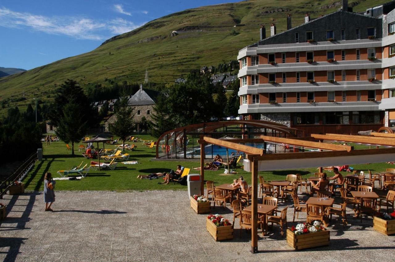 Hotel Montarto Baqueira Beret Kültér fotó